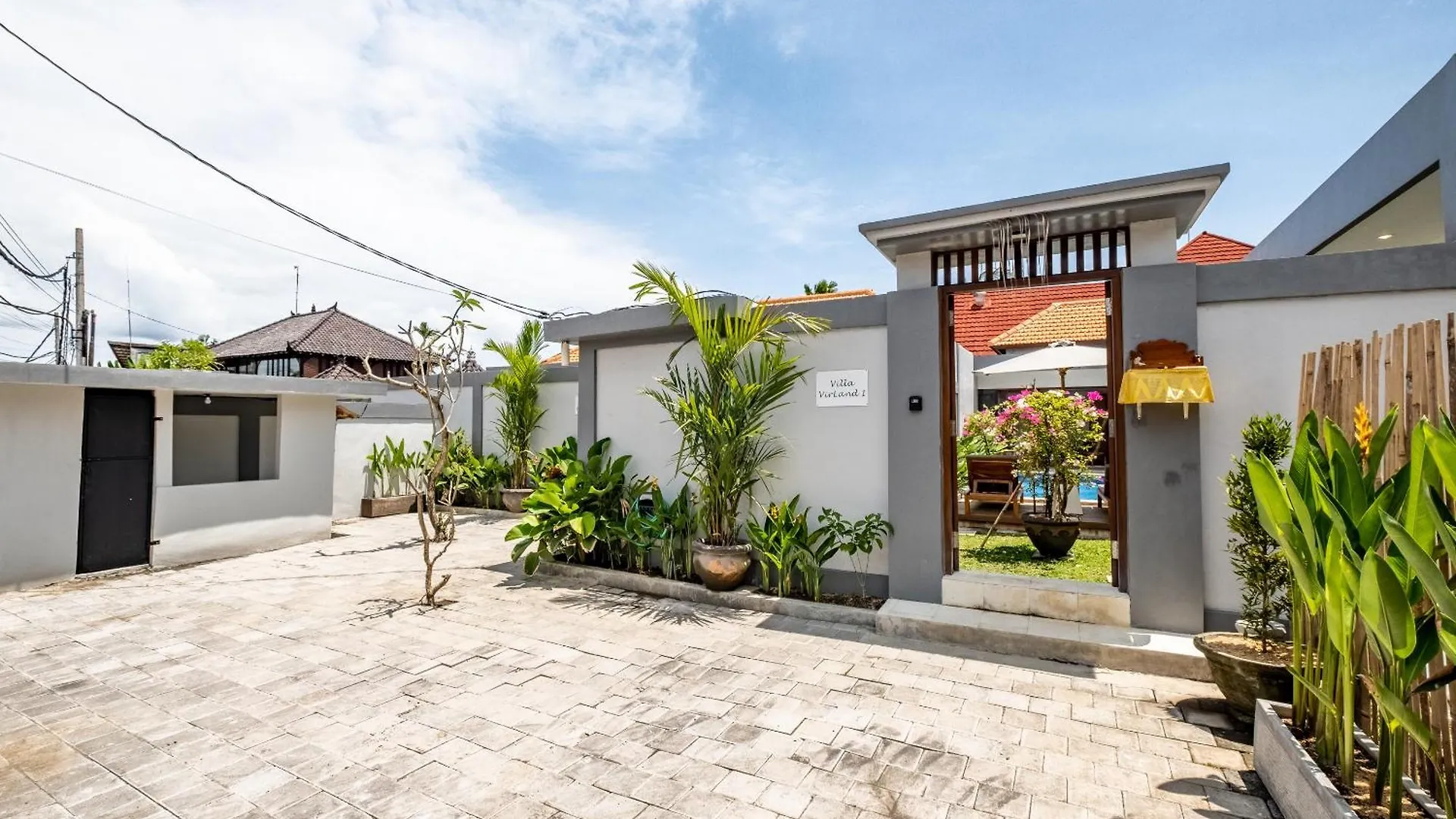 Brand New - Spacious Complex Villas Virland - Center Seminyak