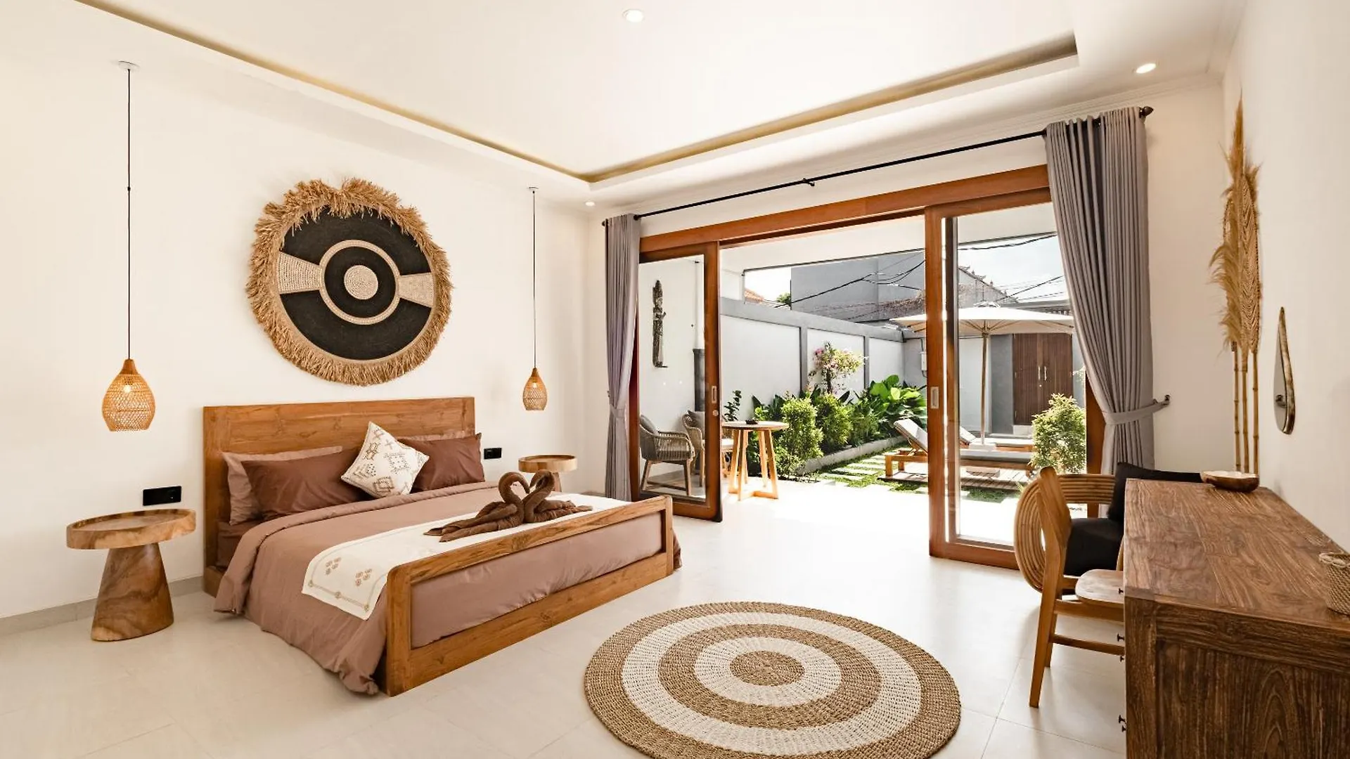 Brand New - Spacious Complex Villas Virland - Center Seminyak Indonesië