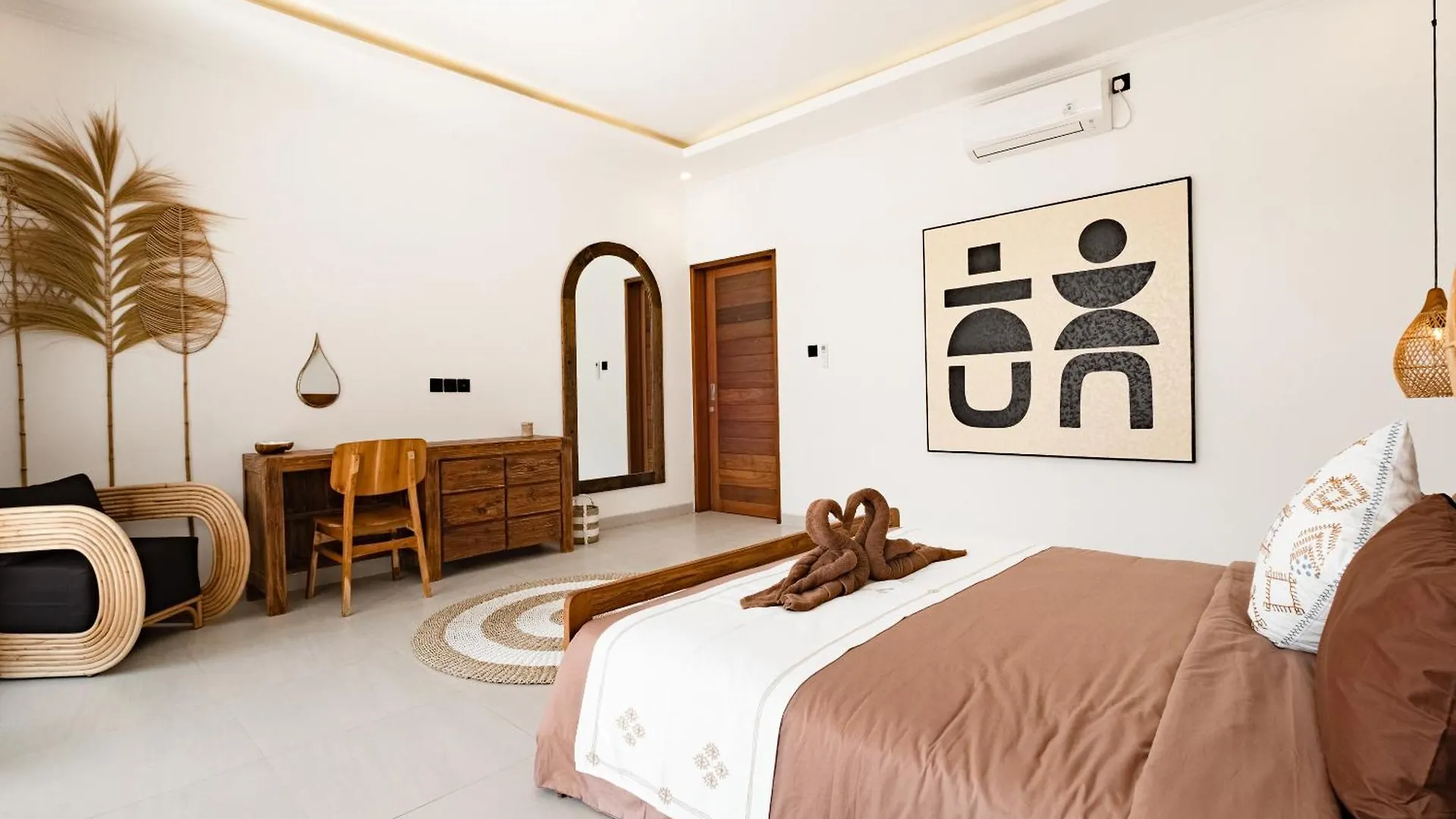 Brand New - Spacious Complex Villas Virland - Center Seminyak