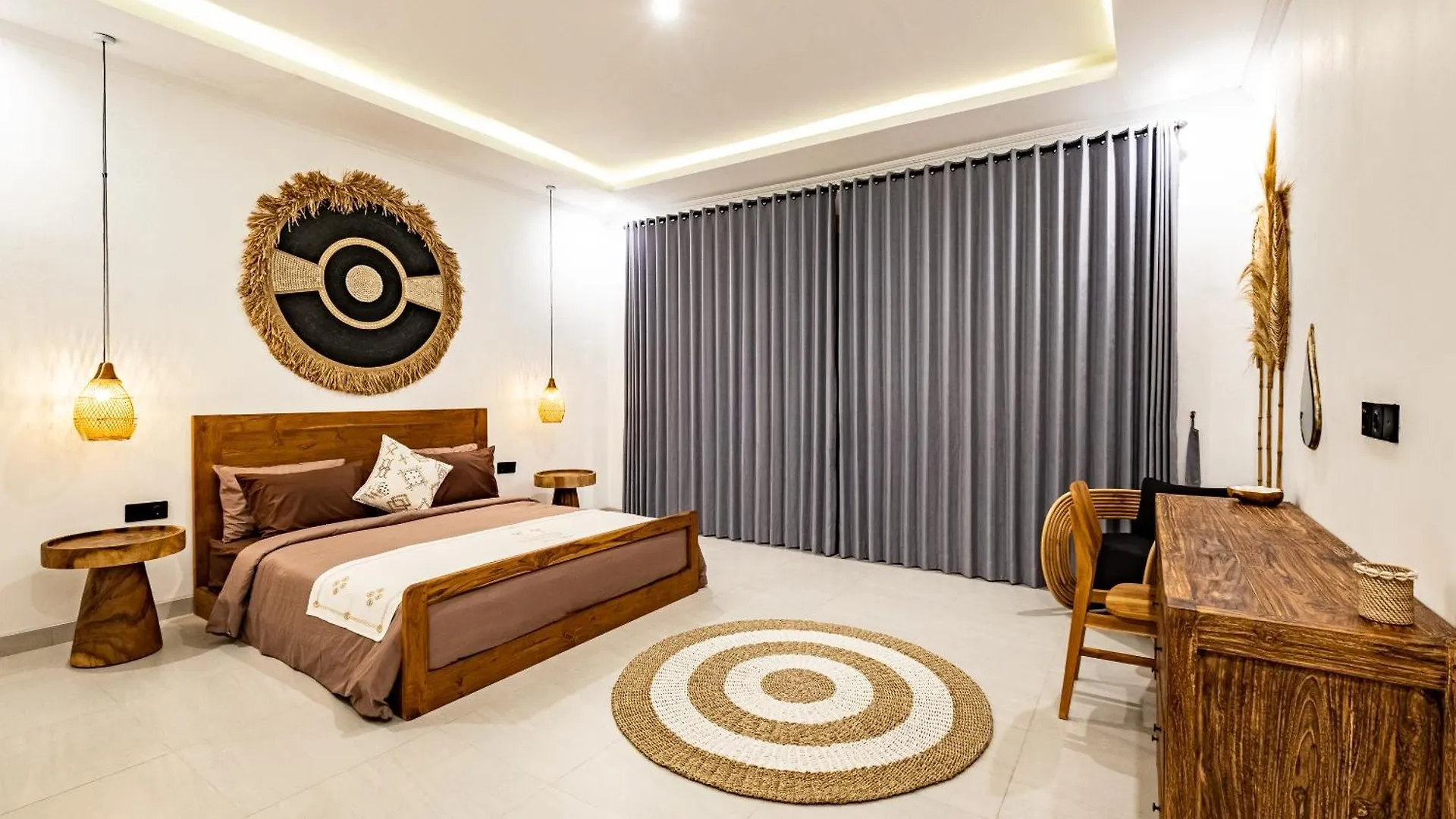 Brand New - Spacious Complex Villas Virland - Center Seminyak