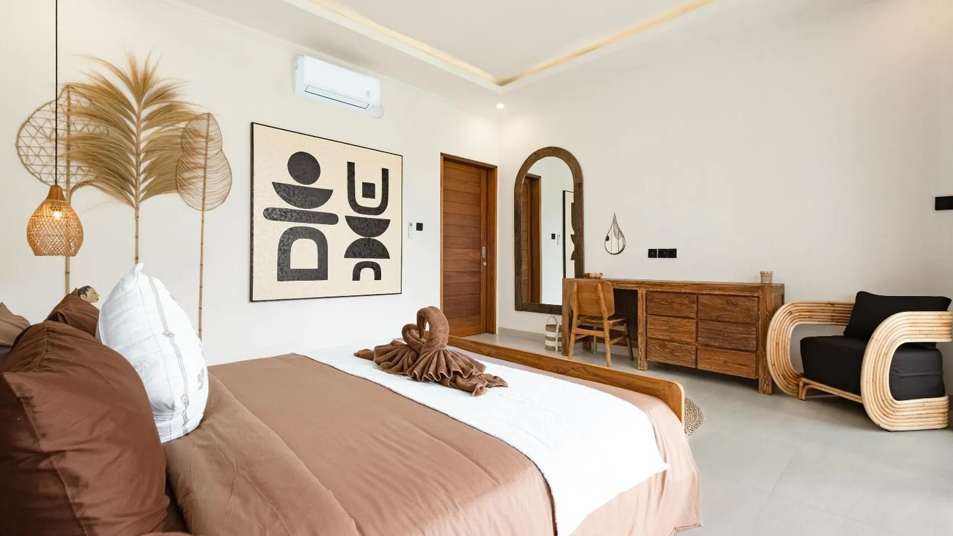 Brand New - Spacious Complex Villas Virland - Center Seminyak